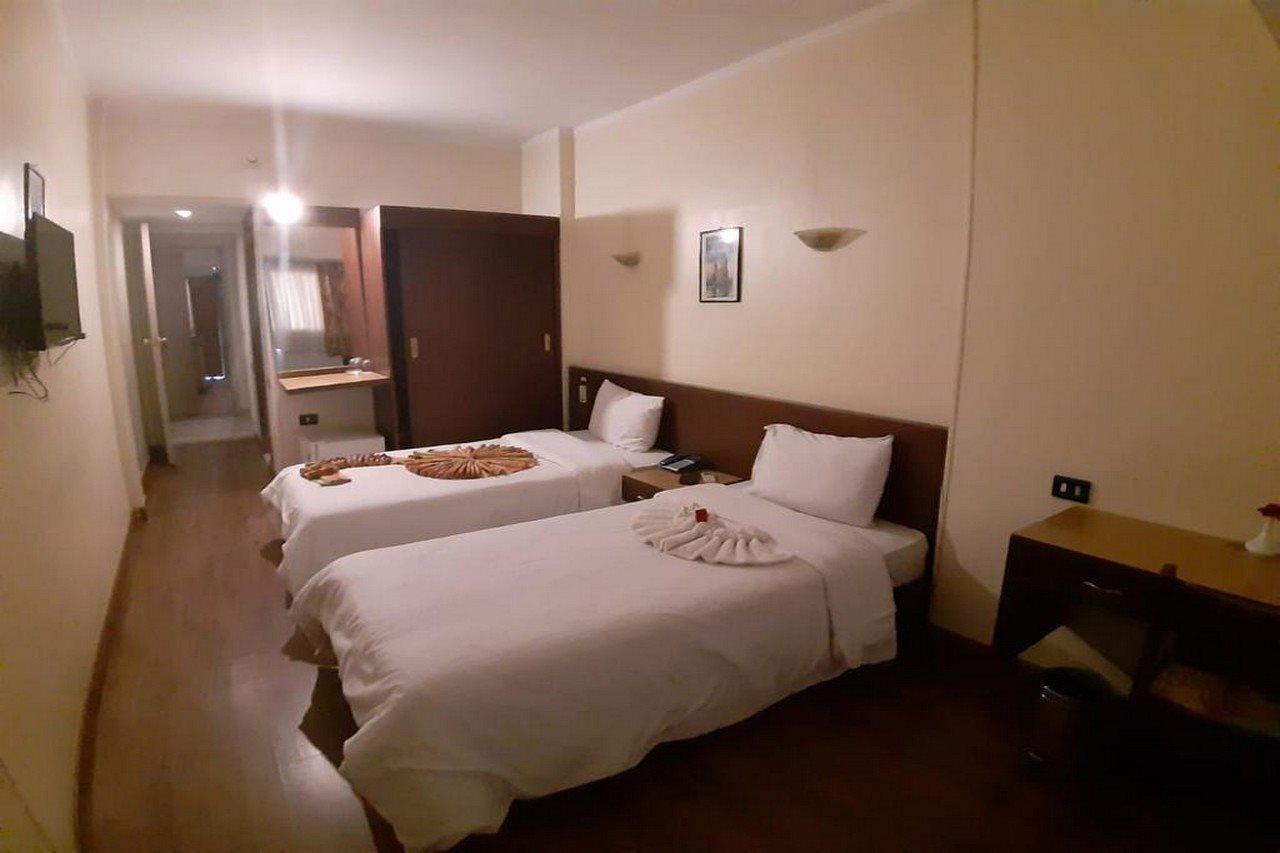 King Hotel Cairo Giza Bagian luar foto