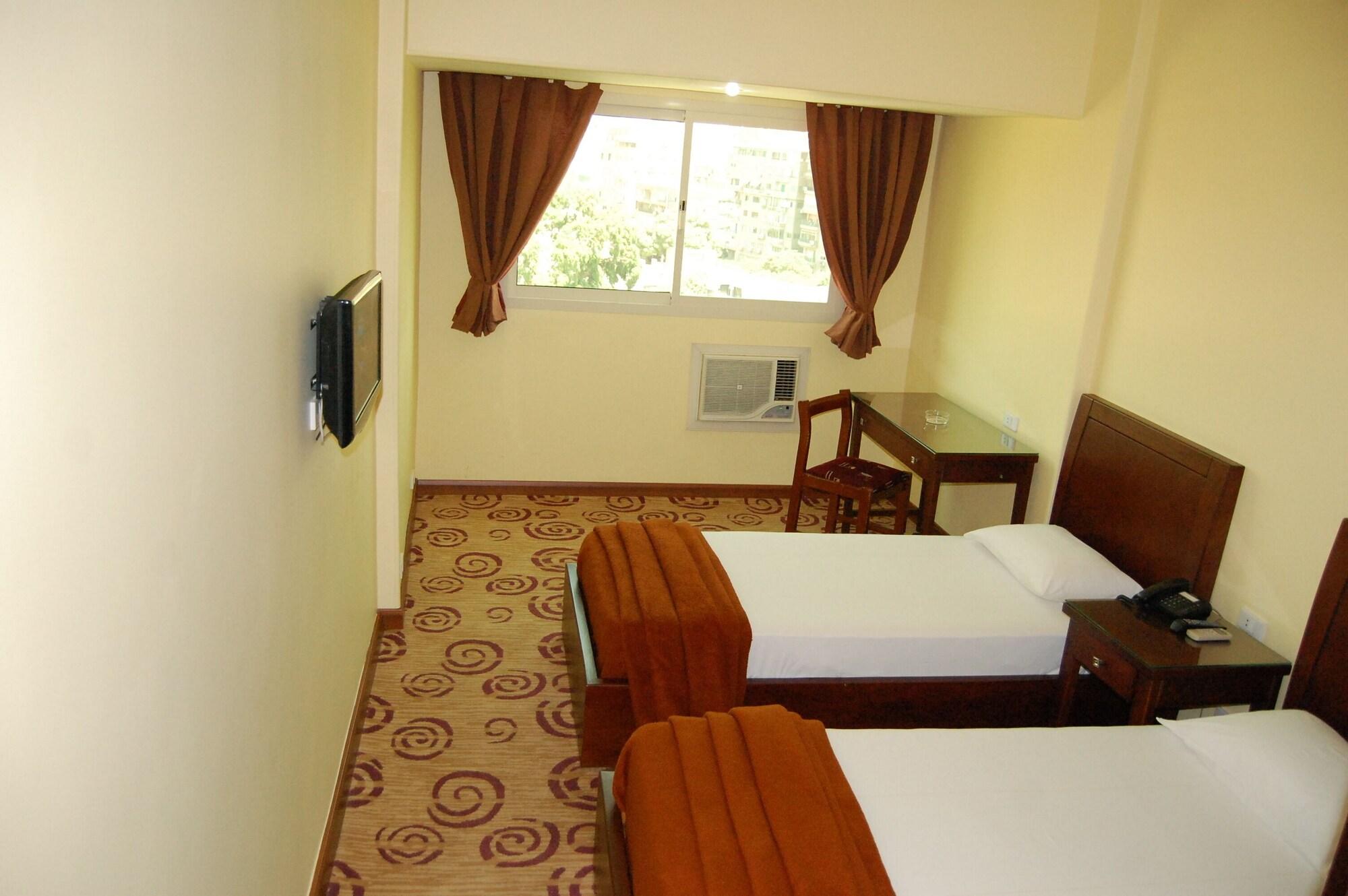 King Hotel Cairo Giza Bagian luar foto