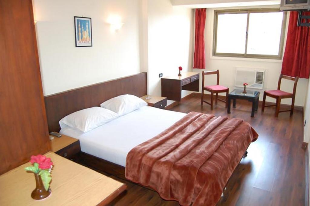 King Hotel Cairo Giza Bagian luar foto